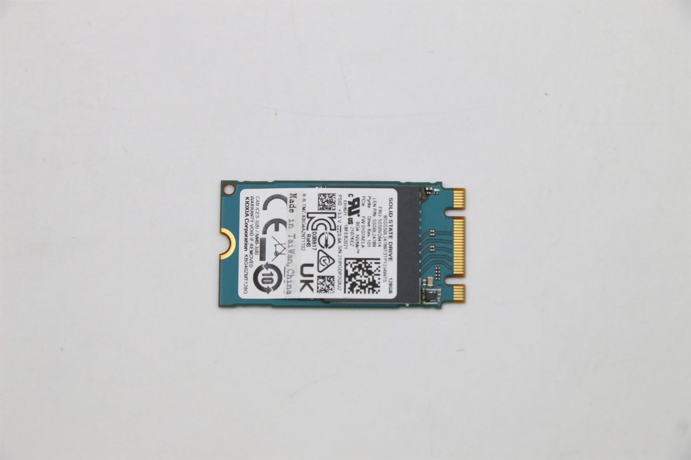 Lenovo M.2 NVMe SSD – 128 GB, PCIe Gen3 ×2