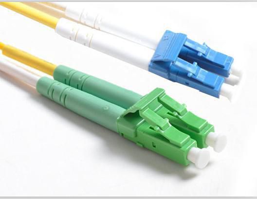 Microconnect LWL-Patchkabel – LC/UPC–LC/APC, Single-Mode (OS2), 3 m, LSZH, Gelb