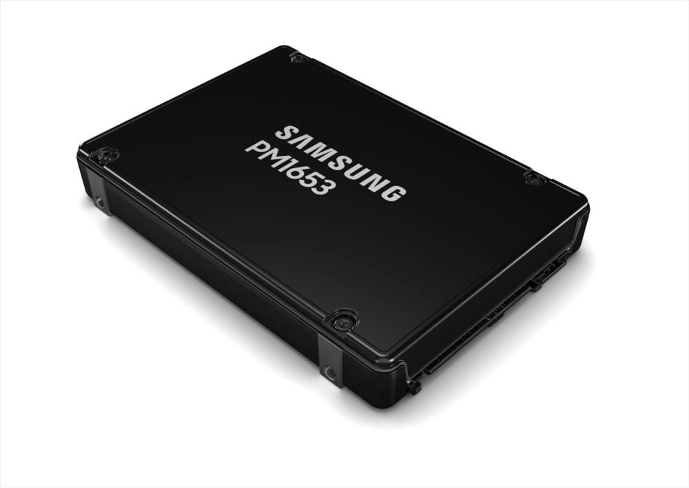 Samsung PM1653 – 2,5" SAS SSD, 3,84 TB, 4200 MB/s lesen, 3700 MB/s schreiben