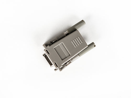 Vertiv ADB0210 Seriell-Adapter DB-9 zu RJ-45 – DB-9 (männlich) zu RJ-45 (weiblich), Schwarz