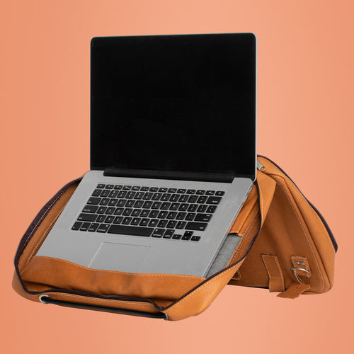 R-Go Tools Notebook-Tasche bis 15,6" – Vollnarbenleder, integrierter Laptop-Ständer – Braun
