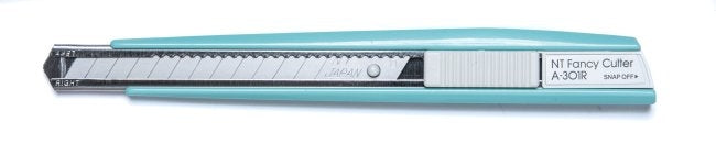 NT Cutter A-301RP – Abbrechmesser 9 mm, Auto-Lock, Kunststoff, Pink, inkl. 1 Klinge