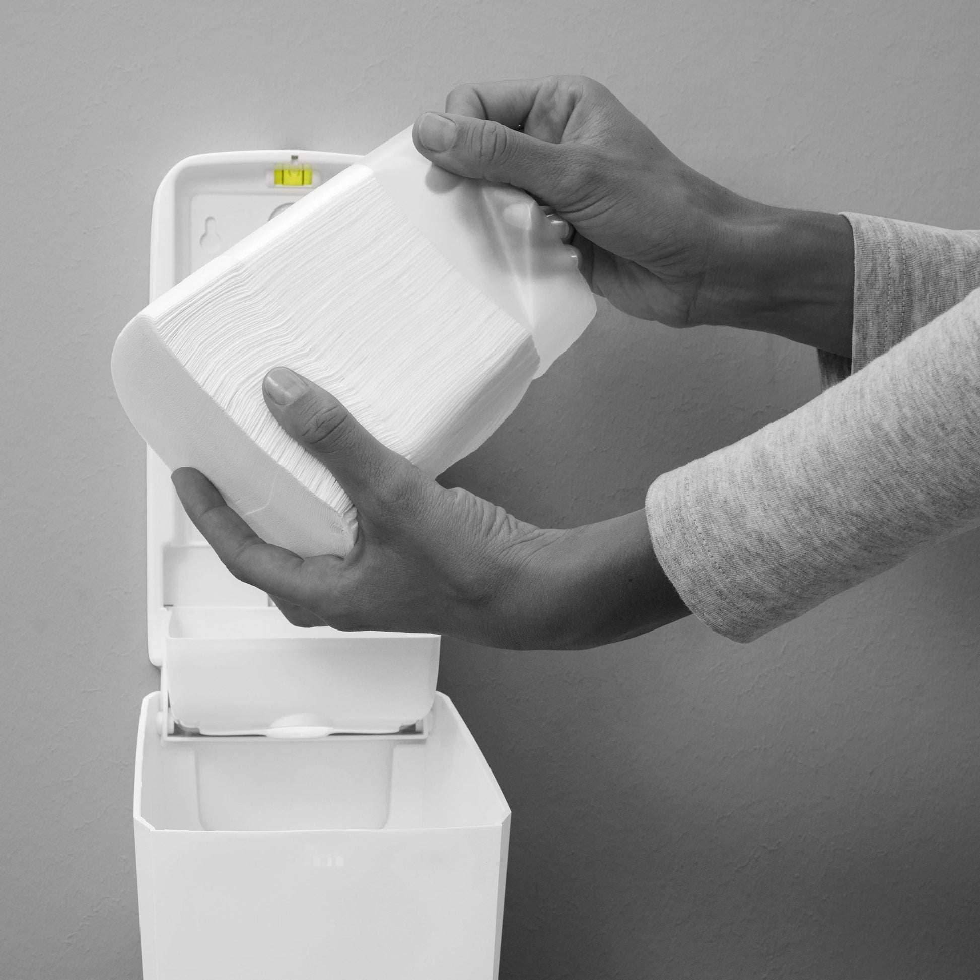 Clear+ Toilettenpapier Einzelblätter V-Falz – 2-lagig, 265 Blatt/Packung – 40 Packungen