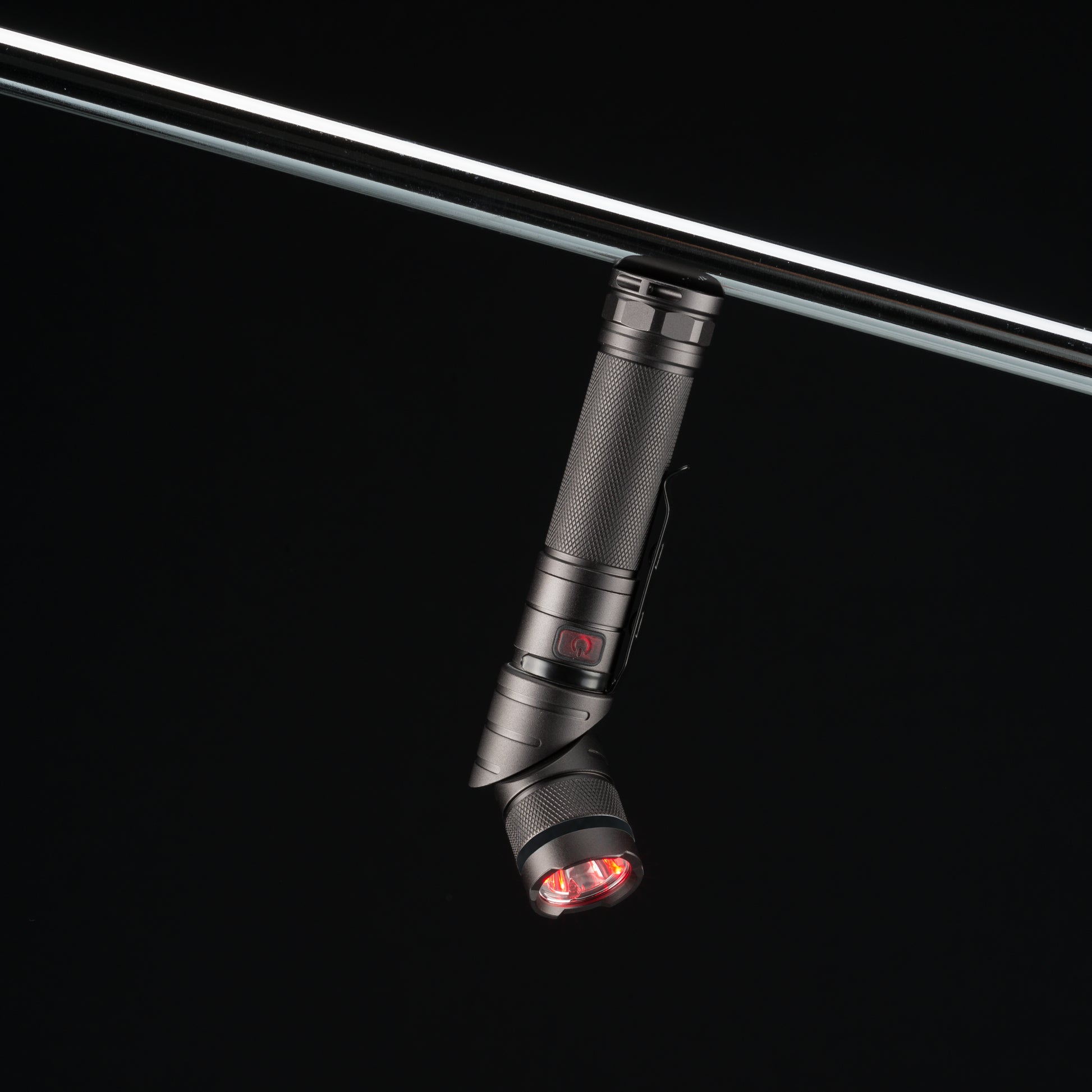 National Geographic Taschenlampe RG800 – 800 lm, 150 m, IP44, USB, Akku 2200 mAh – Schwarz