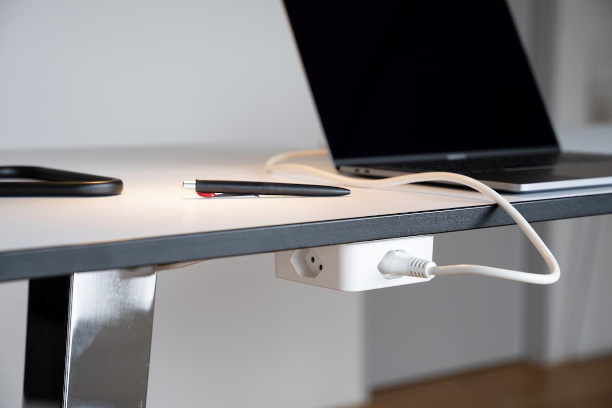 Max Hauri AG Max Hauri Cube Steckdosenleiste T13×3 – USB‑C×1, USB‑A×1 – 2 m Kabel