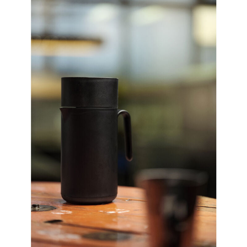 Zone Denmark Thermoskanne – 1 l, Ø 13,2 cm, Glas/Kunststoff (PP), Knopfdruckverschluss, 10 h Warmhaltezeit