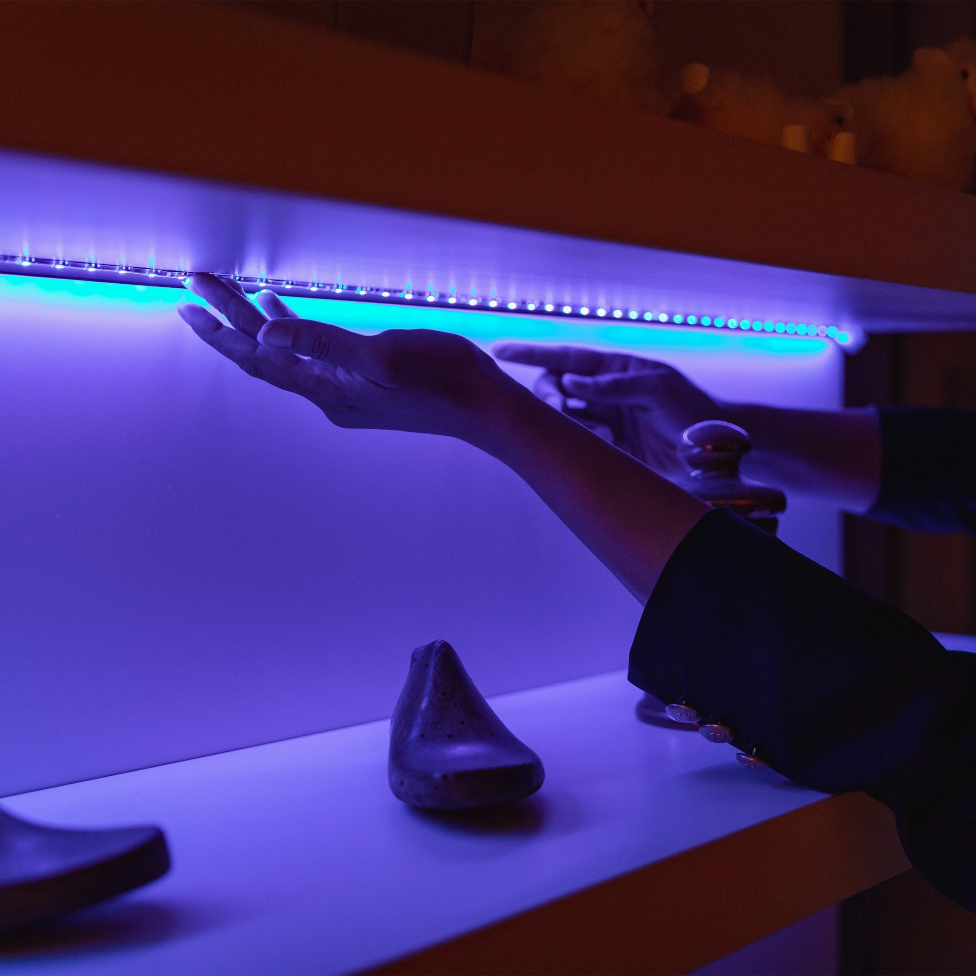 Twinkly LED-Strip 1,5 m – Erweiterung, RGB, WLAN/Bluetooth – für Twinkly Line – IP20 – 1 Stk. – Schwarz