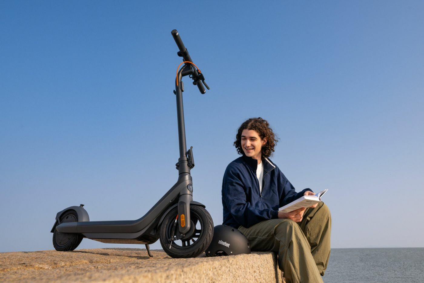 Ninebot by Segway E2 Pro D – Elektroroller, bis 35 km, 20 km/h, 350 W, 275 Wh