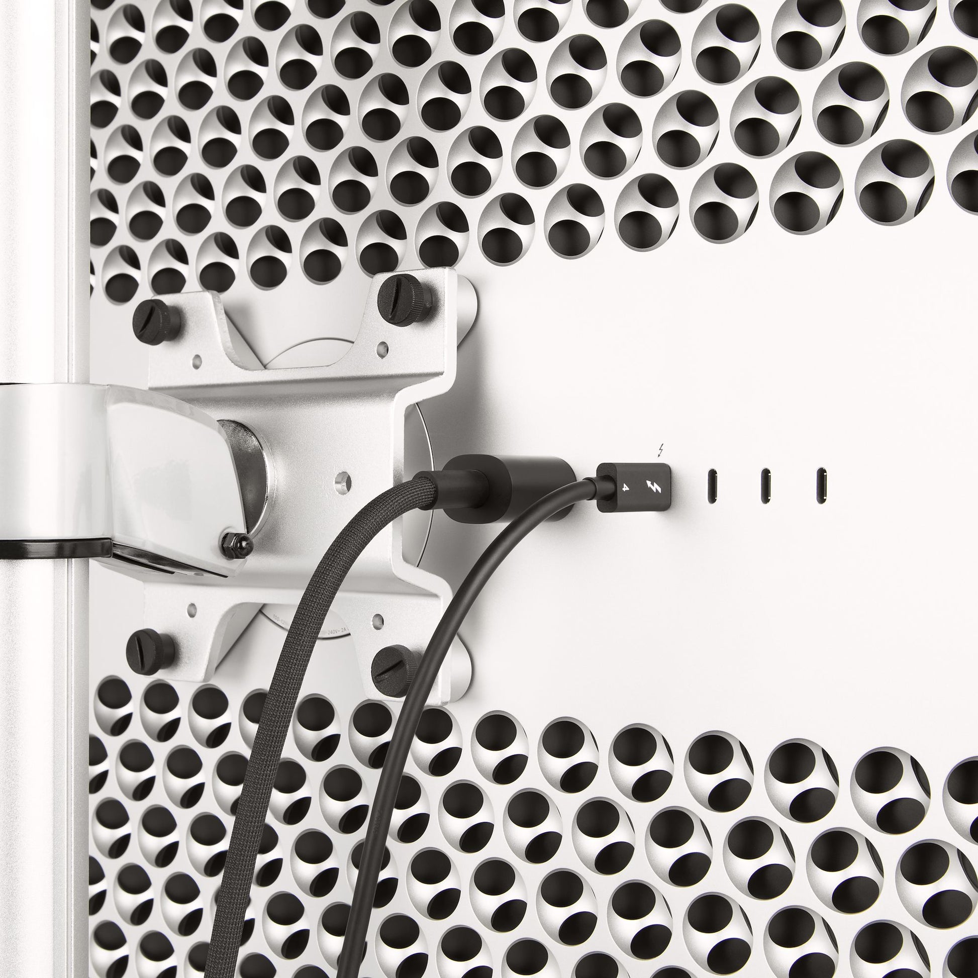 StarTech.com Thunderbolt 4 Kabel – 40 Gbit/s – 0,5 m – PD 100 W – Schwarz – für USB4, Thunderbolt 3 und mehr