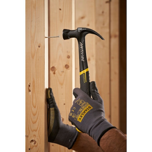 Stanley FatMax Klauenhammer AntiVibe – Kopfgewicht 453 g, Breite 130 mm – Gummigriff