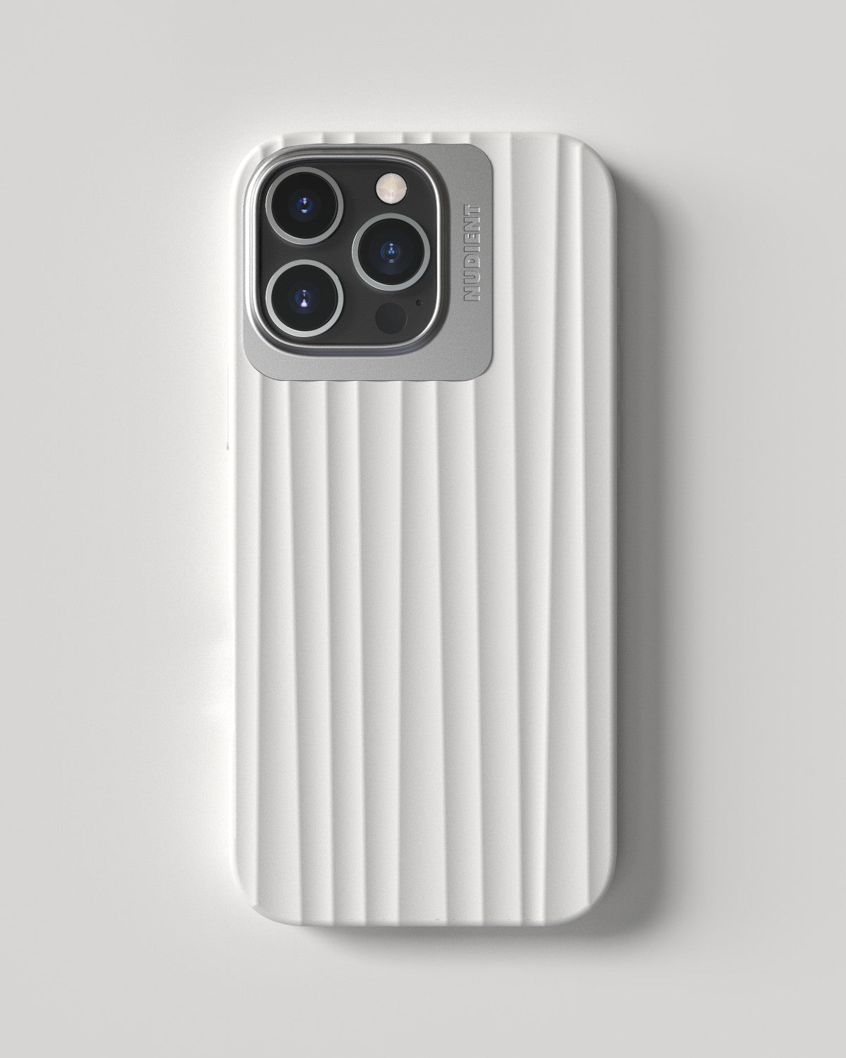 Nudient – Backcover – für Apple iPhone 16 Pro Max – weiss – MagSafe-kompatibel