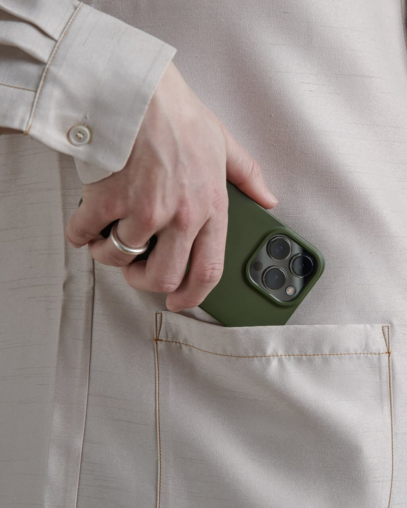 Nudient Thin Case – Backcover – für Apple iPhone 13 Pro, MagSafe, Recycling-Kunststoff, Pine Green