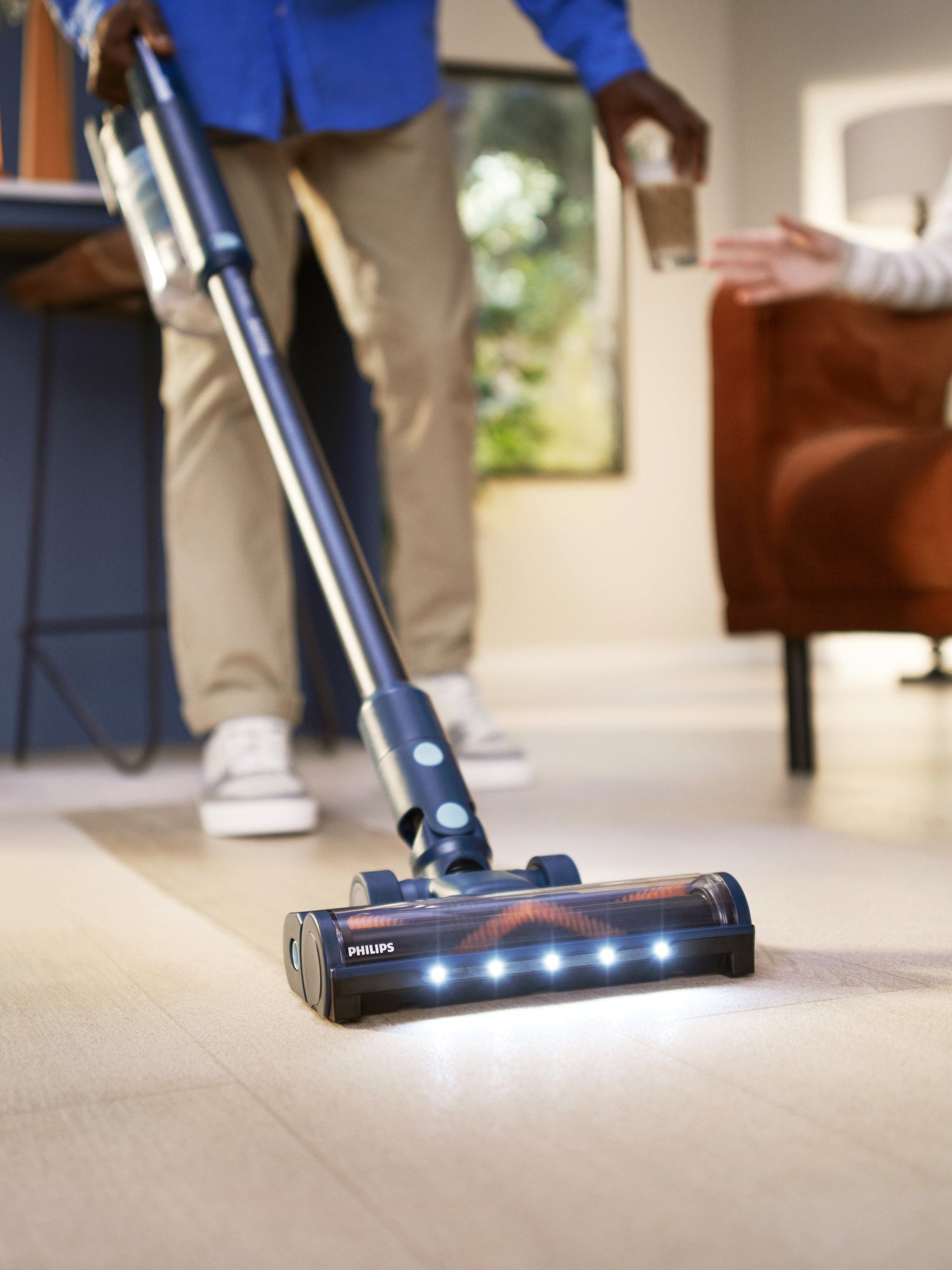 Philips Stabstaubsauger XC5141/01 – 0,6 l, Akkubetrieb, 84 dB(A), 25 V