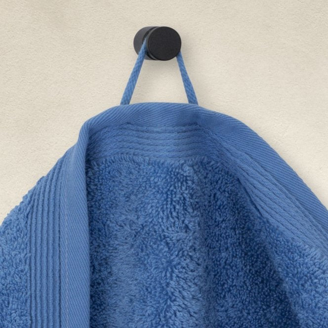 MÖVE Duschtuch – 80 × 150 cm – Blau – Baumwolle, 550 g/m² – 60 °C – GOTS, OEKO-TEX Standard 100