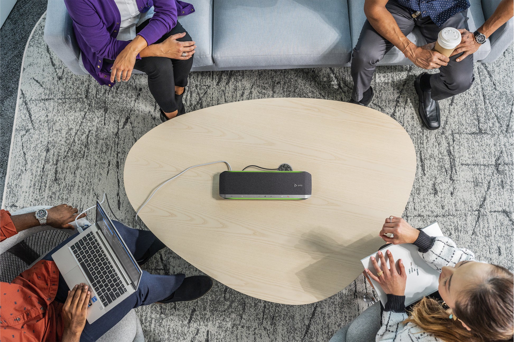 Poly Sync 60 Konferenzlautsprecher – USB/Bluetooth, USB‑C/A, IP64
