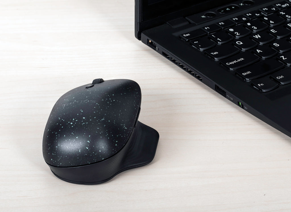 Targus EcoSmart Nachhaltige Ergonomische Maus – kabellos, Silent-Tasten, aus recyceltem Material, schwarz