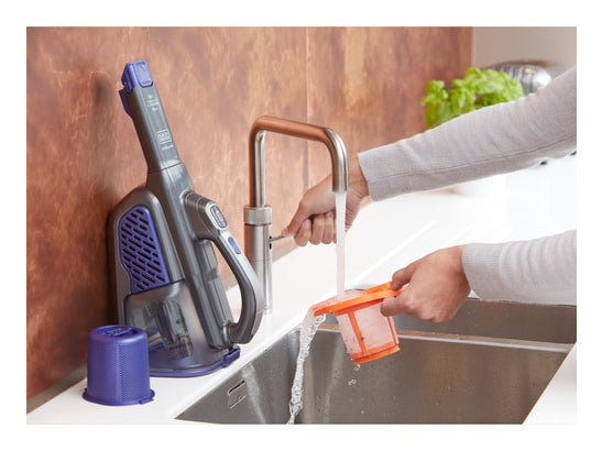 Black & Decker Black+Decker BHHV520BFP – Akku-Handstaubsauger – Trocken, beutellos, 18 V, 35 AW – Schwarz/Violett