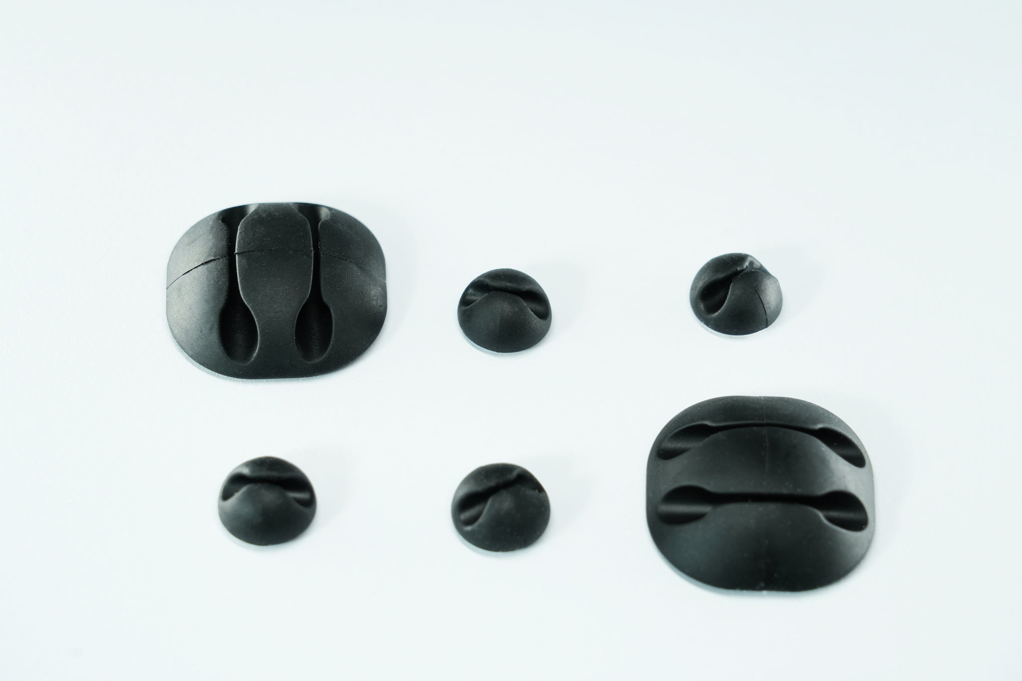 M. Schönenberger Kabelhalter, Universal, 2×Ø 35 mm + 4×Ø 15 mm, 6er-Pack – Schwarz