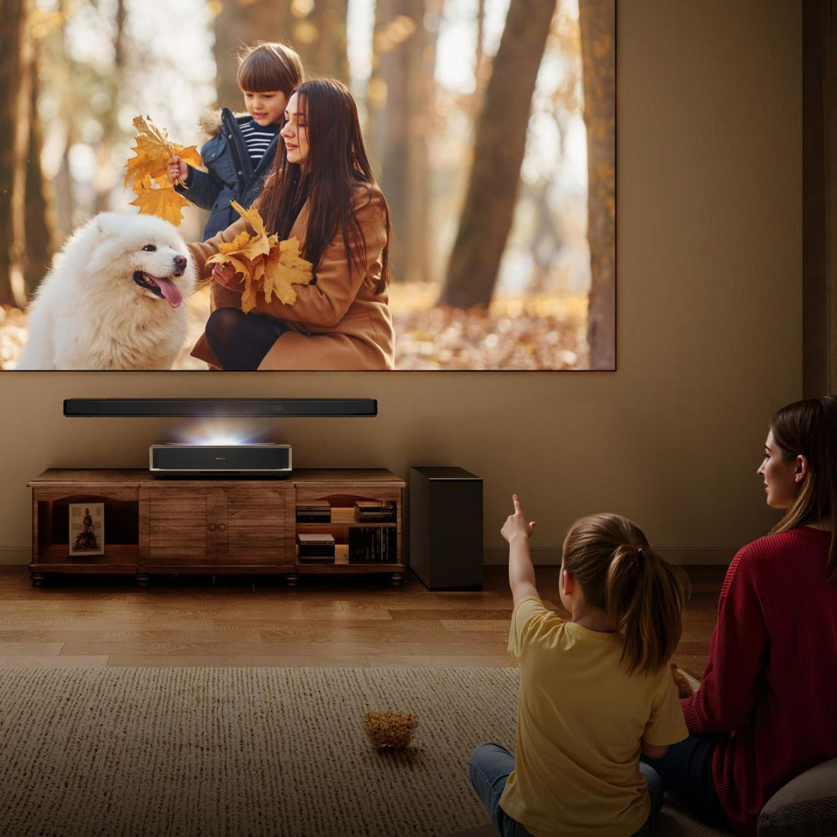 Hisense PT1 – Ultra-Kurzwurf DLP Laser, 4K UHD, 2500 ANSI Lumen, Smart