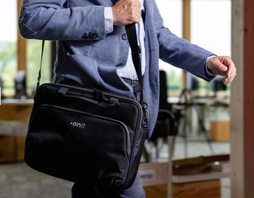 ONIT Notebook-Tasche für bis 13,3" – Trolley-Band, Dokumentenfach – Schwarz