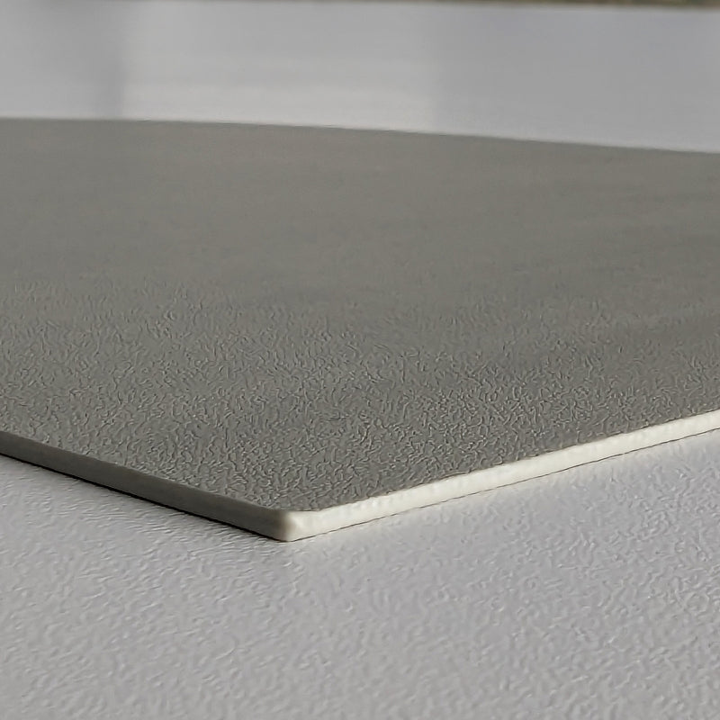 Kela Tischset – Kunstleder (PU), Hellgrau, 45 × 30 cm