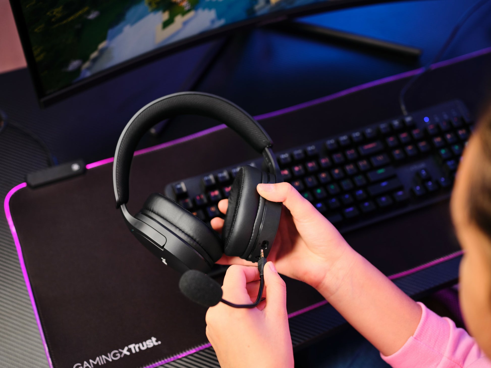 Trust GXT 491 FAYZO Gaming-Headset – Stereo, Kabel + BT, mit USB-A-Dongle, Schwarz