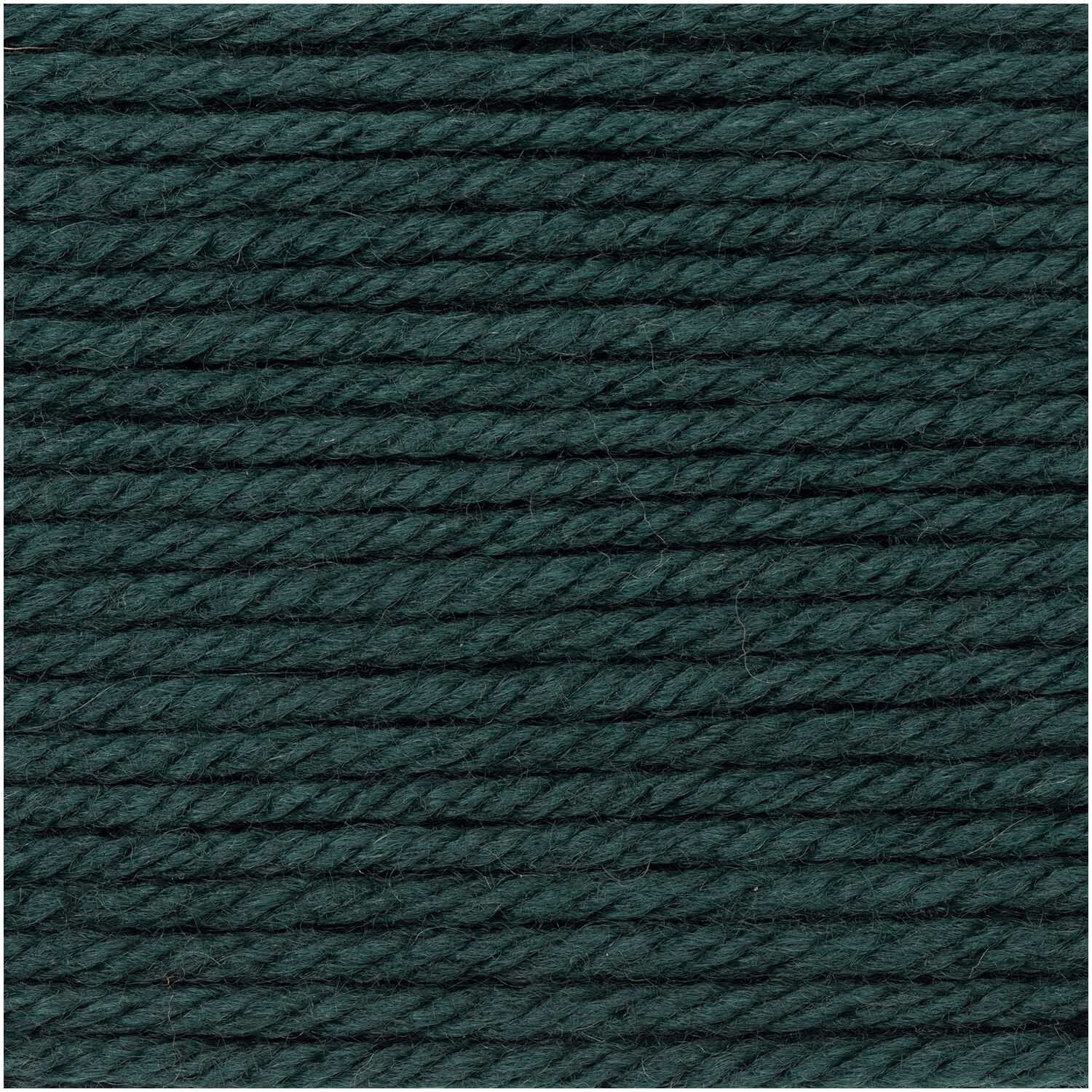 Rico Design Essentials Mega Wool Chunky Wolle Efeugrün – 100 g, 125 m, Nadel 6 mm, 55% Schurwolle/45% Polyacryl