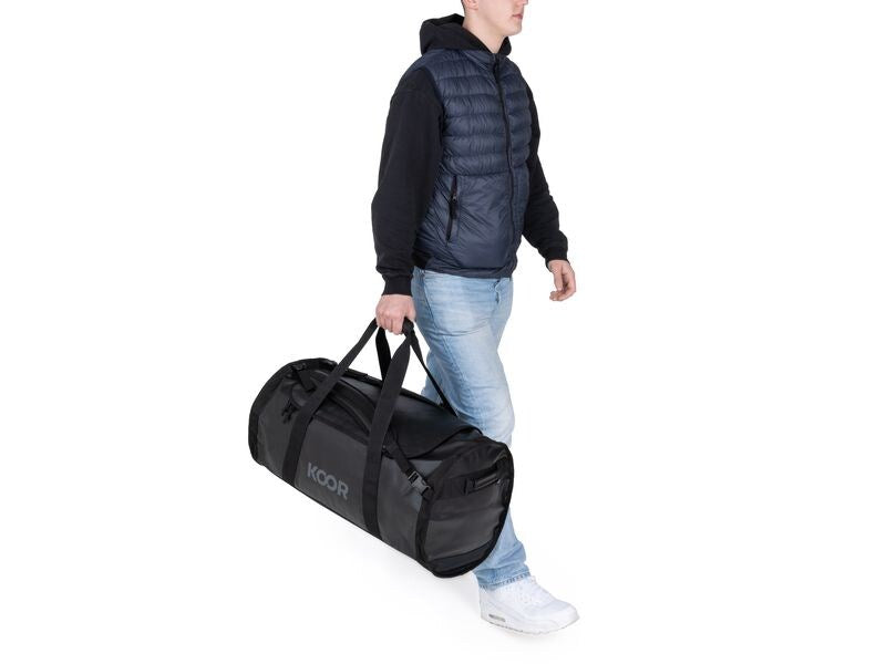 KOOR Sporttasche Sooma – 70 l, aus rPET, schwarz, 38,5 × 38,5 × 73 cm