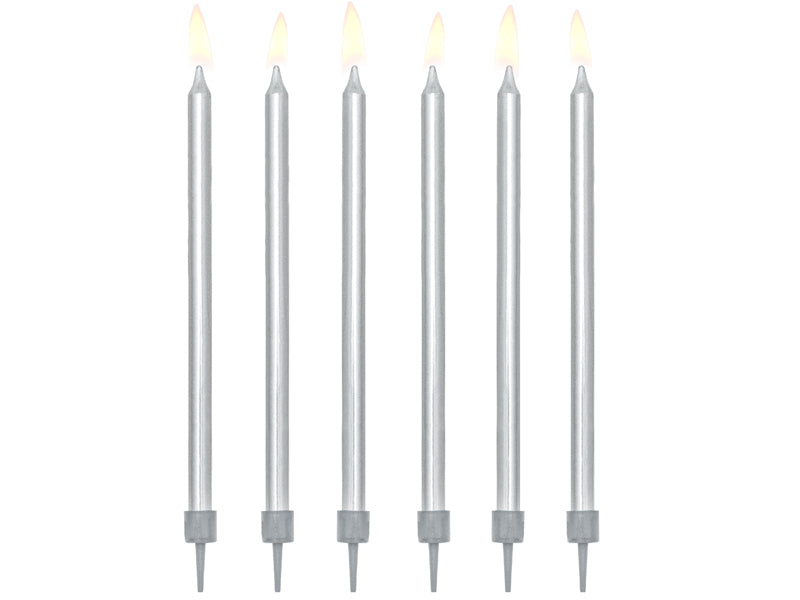 PartyDeco Geburtstagskerzen – Silber – 12,5 cm – 12 Stk – mit 12 Untertassen