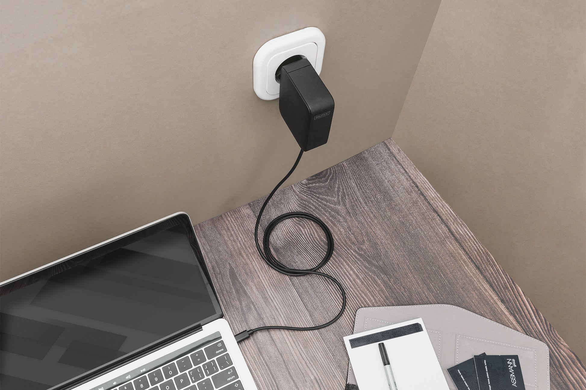 Digitus DA-10072 USB-Wandladegerät 100 W – USB-C×1, PD 3.0, GaN – mit 1,2 m Kabel, Schwarz