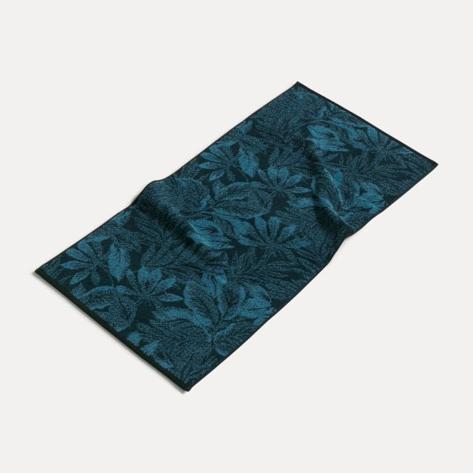 Möve Duschtuch Tide Leaves – 67 × 140 cm, Dunkelblau/Türkis, 100% Baumwolle, 520 g/m²