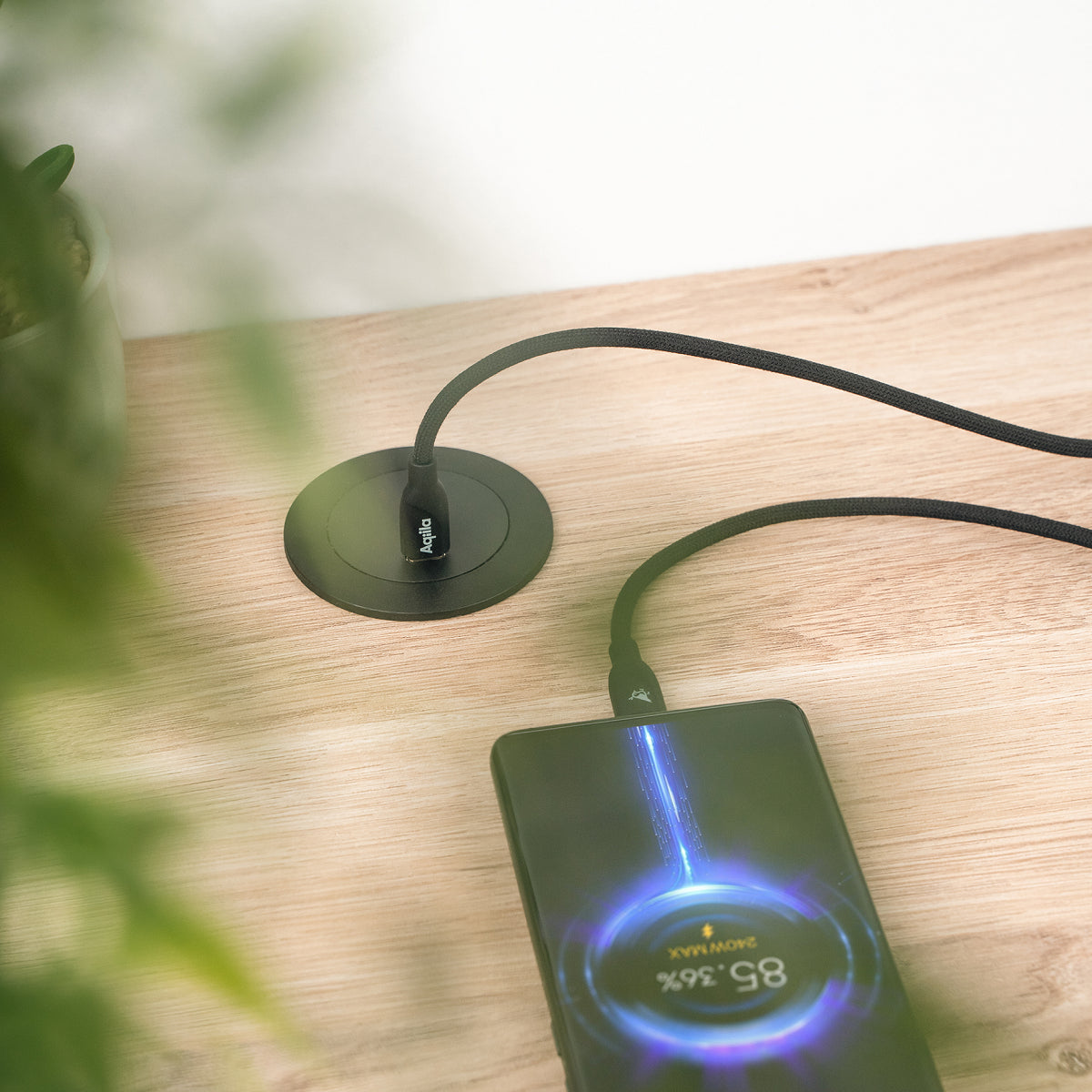 Aqiila USB-C auf USB-C Kabel – USB 2.0 (480 Mbit/s) – 3 m – PD 240 W – Geflochten – Schwarz