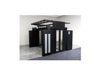 APC FS-AC-5008-B – Gestell-Blindplatte – für 42–52U, 800 mm, Schwarz