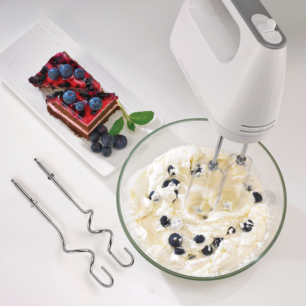 Gorenje Handmixer M420CW – 450 W, 5 Stufen, Turbotaste – Weiss