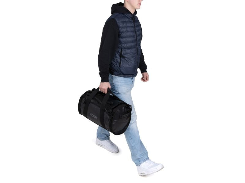 KOOR Sporttasche – 30 l, aus rPET, schwarz, 30,5 × 40 × 50 cm