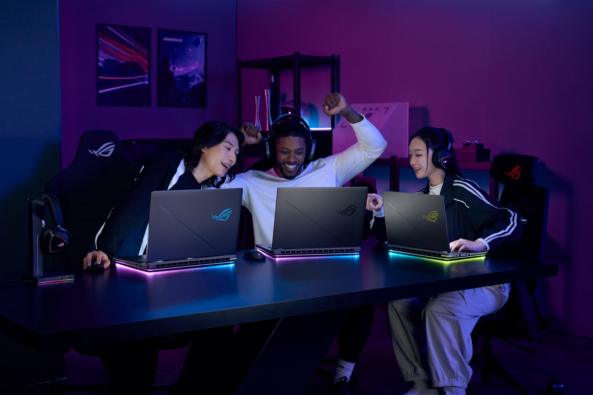 ASUS ROG Strix G18 G815JHR-S8029W – Laptop – Windows 11 Home