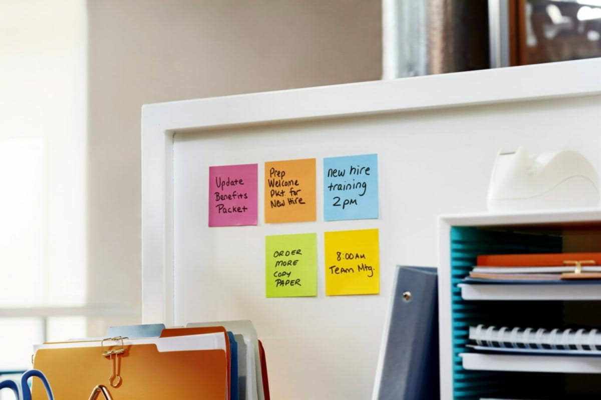 Post-it Super Sticky Z-Notes Haftnotizen – 76 × 76 mm – sortiert, Z-Faltung, 90 Blatt/Block, 16er-Pack, PEFC