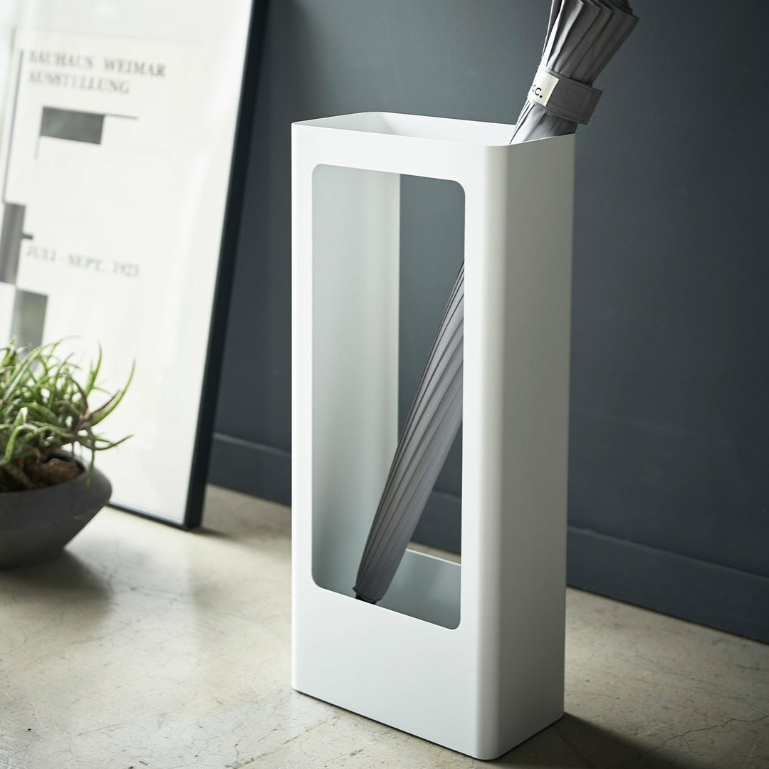 Yamazaki Schirmständer – Stahl/Silikon, Weiss, 12 × 22 × 50 cm