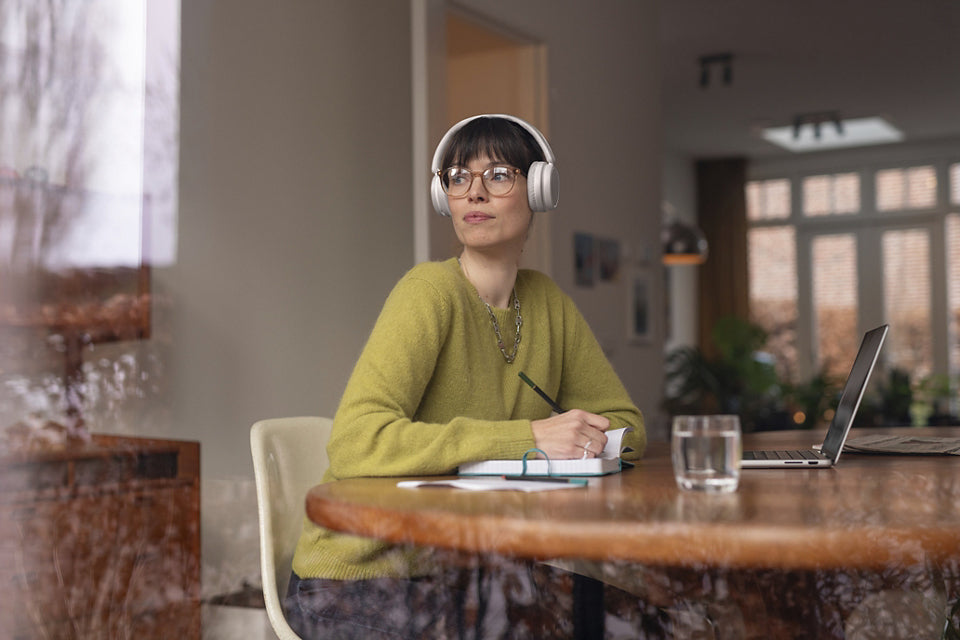 Philips TAH5209WT/00 Over-Ear Kopfhörer – Stereo, BT 5.3, Weiss