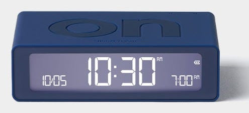 Lexon Digitalwecker – USB, 8 × 2,3 × 4,9 cm, dunkelblau