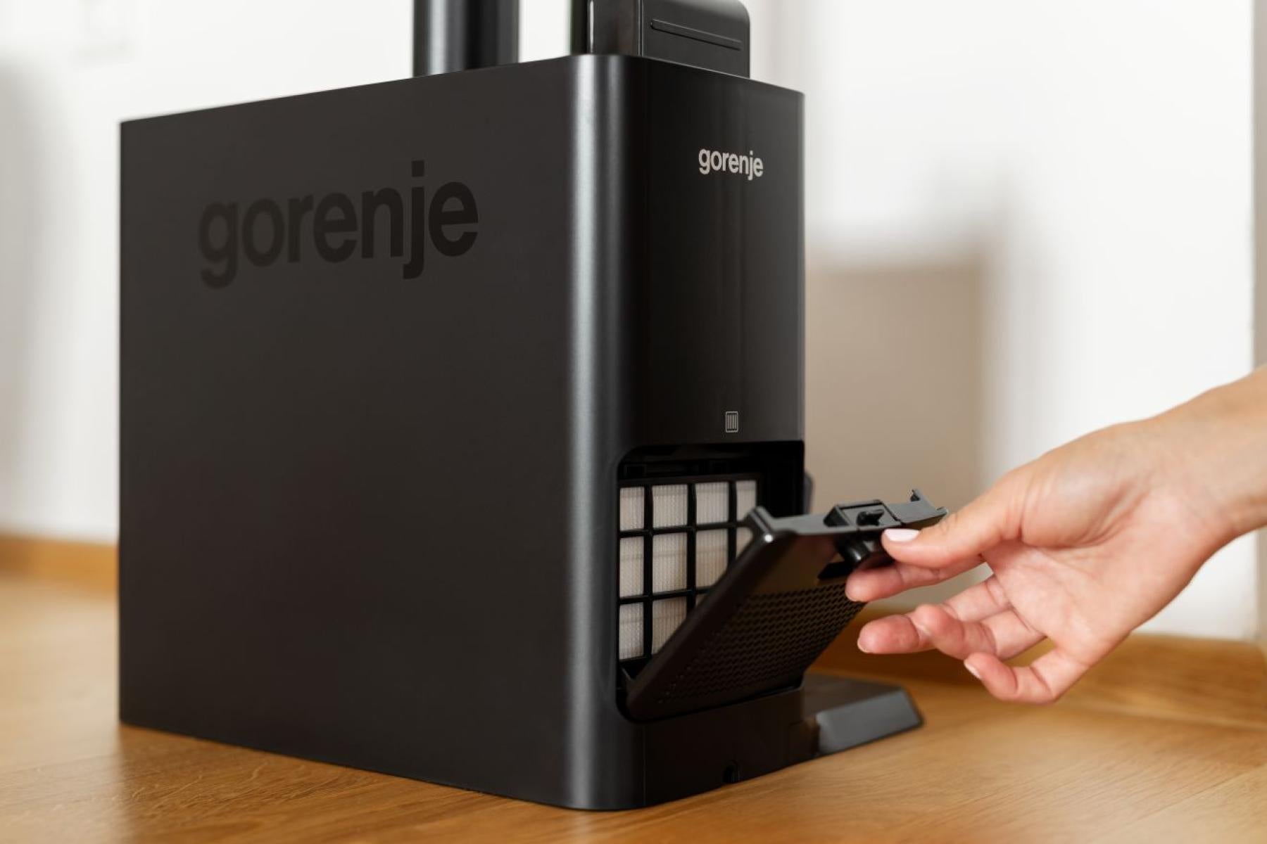 Gorenje Kabelloser Staubsauger NEOEXPERT SVC296749NEBL, mit Absaugstation, 2-in-1 – 60 min, 190 AW, Behälter 0,6 l