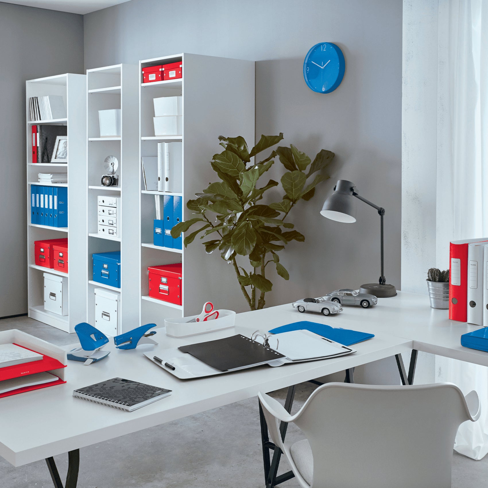 Leitz WOW 180° Ordner – für A4 – Rückenbreite 5,2 cm – Rot