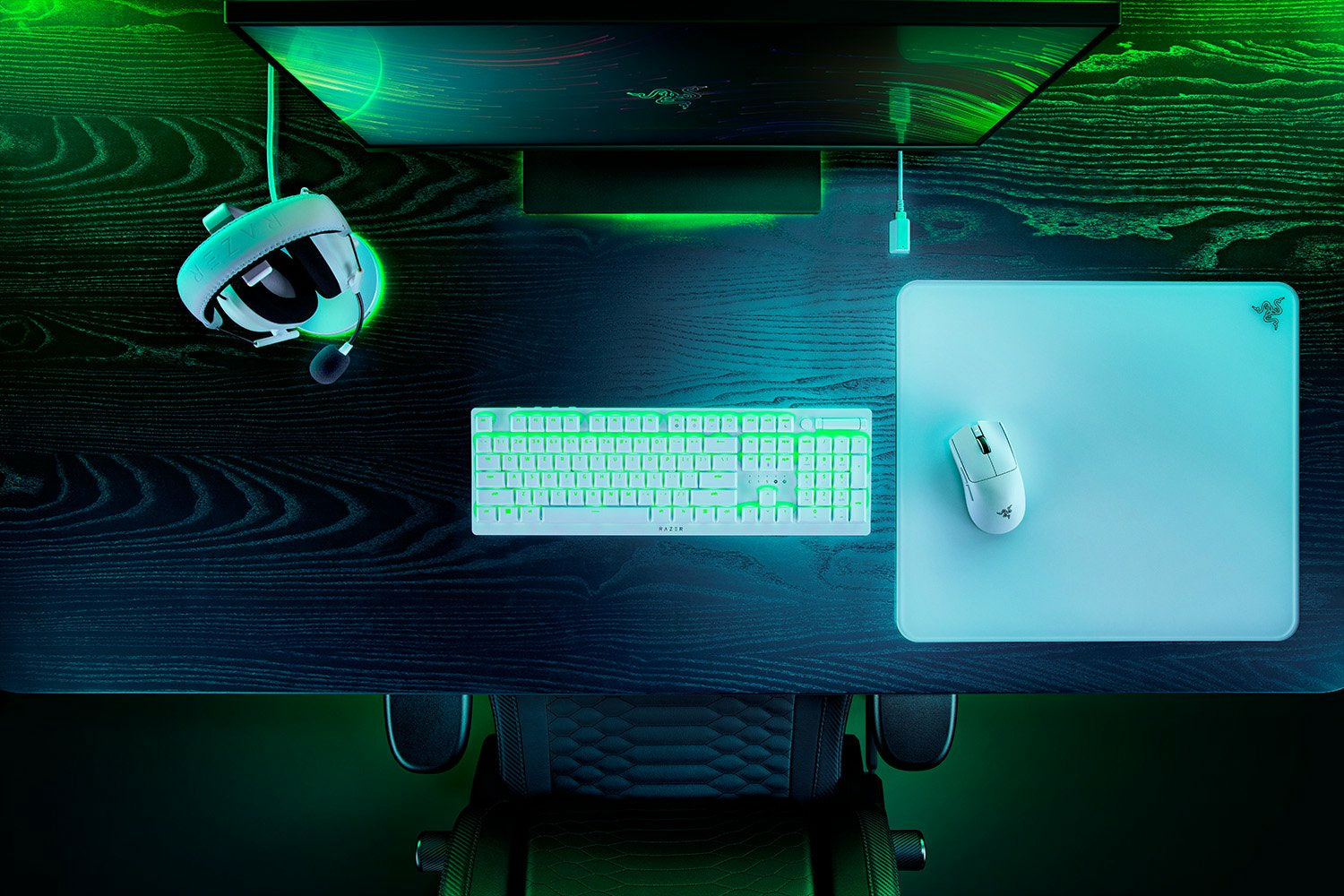 Razer Viper V3 Pro Gaming-Maus – kabellos, USB-C, 35'000 dpi, 8'000 Hz, 6 Tasten, für Rechtshänder, weiss