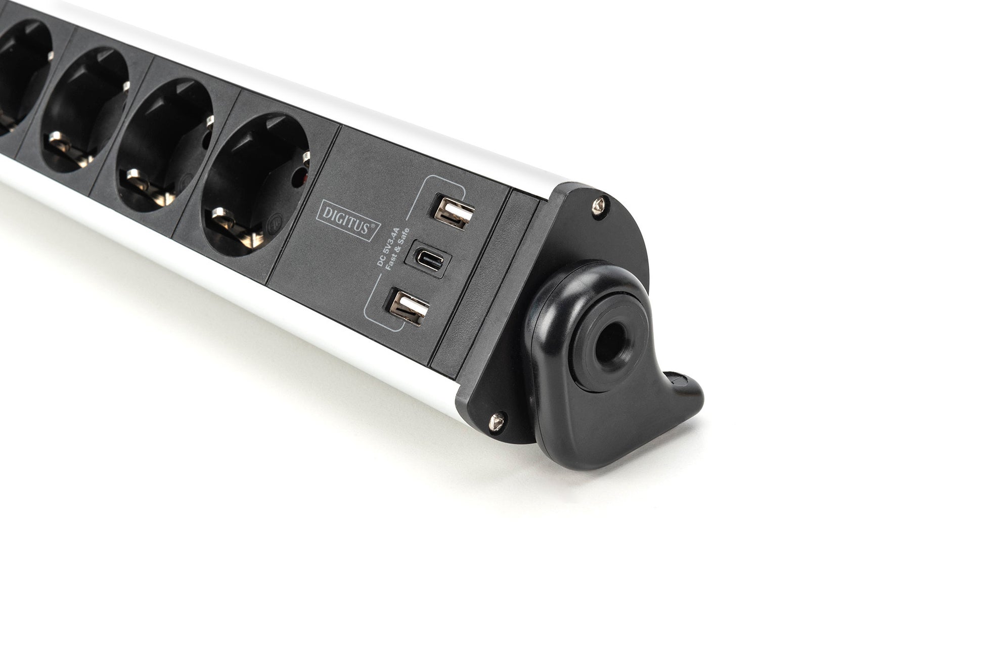 Digitus Steckdosenleiste, 6× Schuko (Typ F), 2× USB-A + 1× USB-C, mit Schalter, 1,5 m