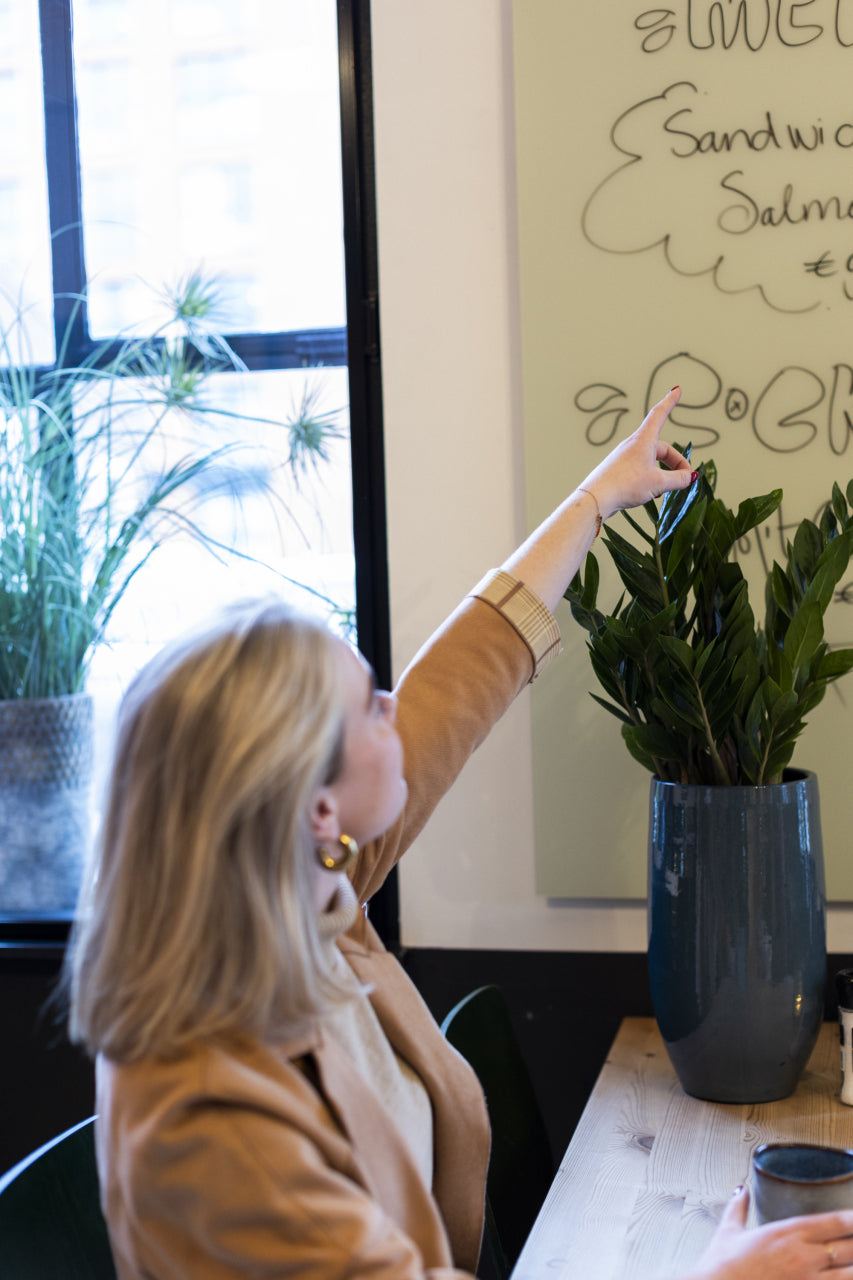 Legamaster Whiteboard – 200 × 100 cm, mattes Glas, magnetisch, Wandmontage, inkl. 2 Magnete