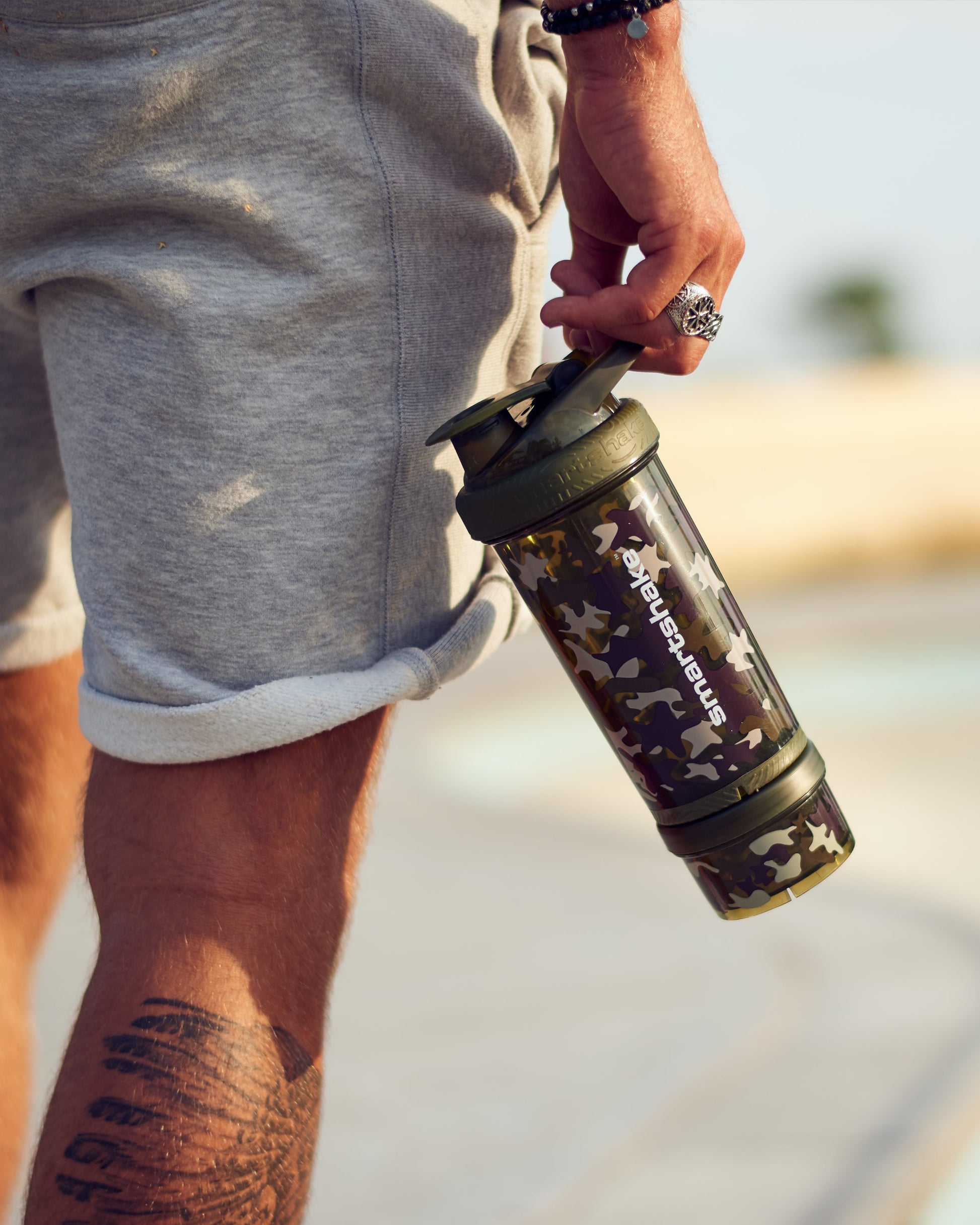 Smartshake Revive Trinkflasche 750 ml – BPA-frei, Kunststoff, Sportdeckel