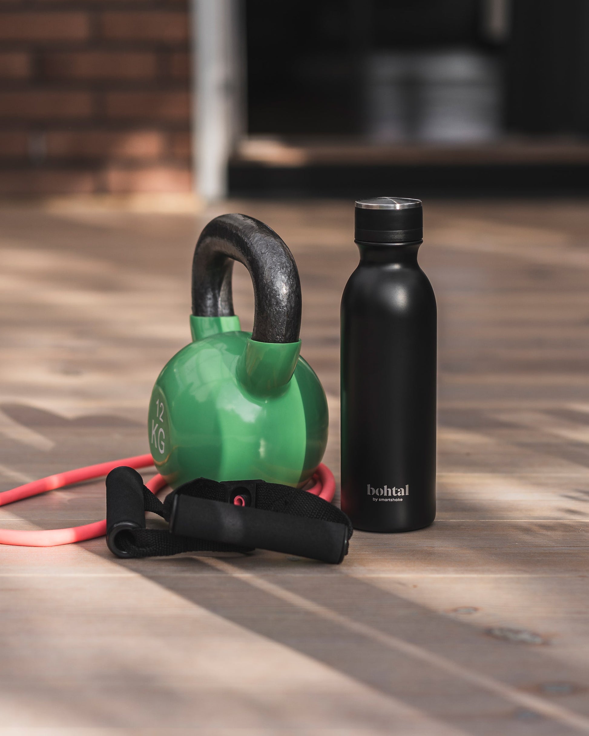 Smartshake Trinkflasche Bohtal – 6 dl – Edelstahl, isoliert, Schraubverschluss – Schwarz
