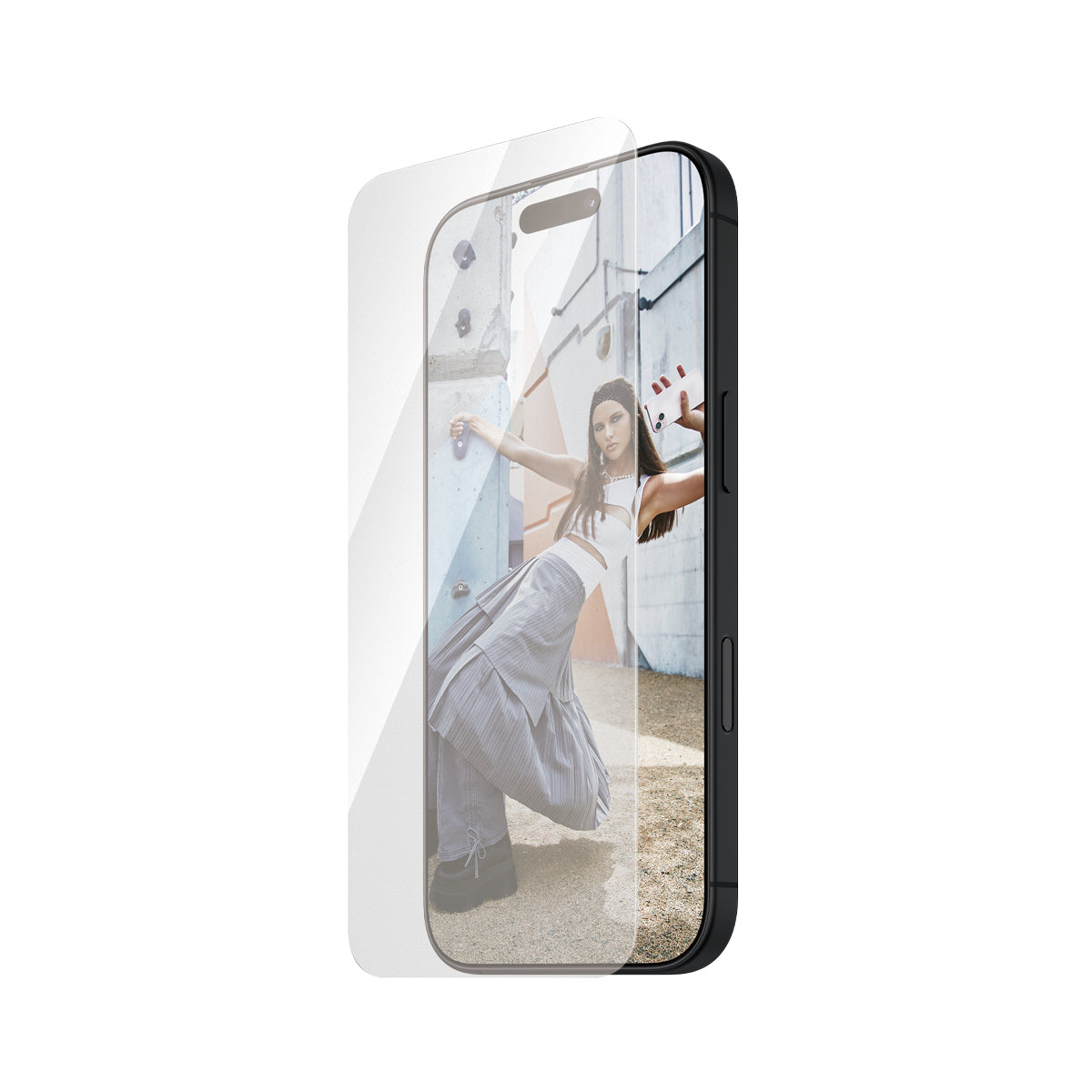 PanzerGlass SAFE. – Displayschutz (Panzerglas), Ultra-Wide Fit – für iPhone 16 Plus/iPhone 15 Plus – mit Applikator