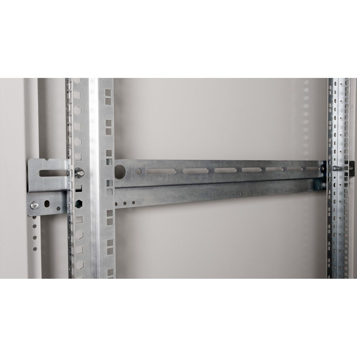 ROLINE Pro – 19" Netzwerkschrank 36U, IP20, abschliessbar, 600 × 1000 × 1705 mm, lichtgrau, Stahl