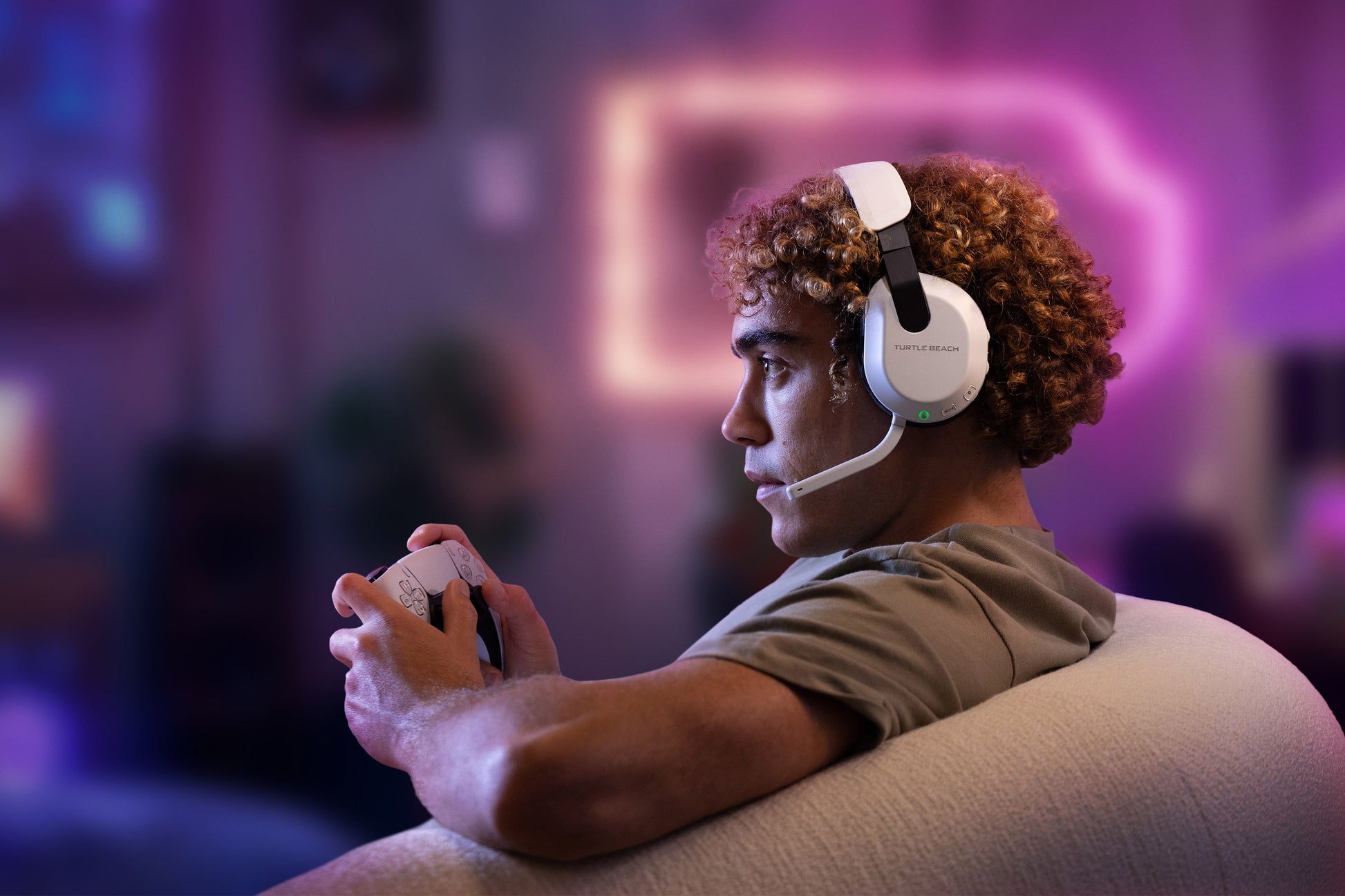 Turtle Beach Stealth 600 Gen 3 – Gaming-Headset – 2,4 GHz & Bluetooth 5.2 – Weiss – für PS5/PS4/PC u. a. – bis